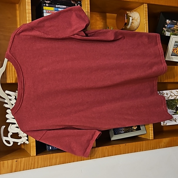 Women's Carhartt t shirt. Maroon, xxl. - Picture 3 of 3